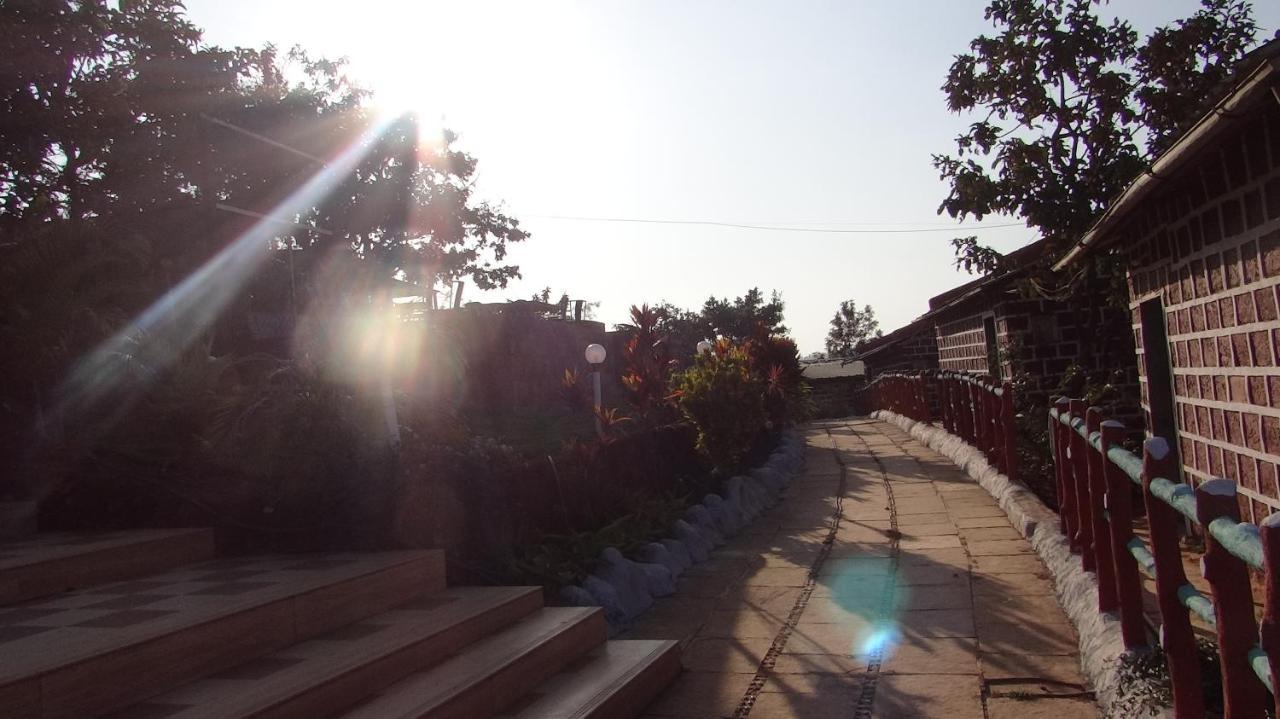 Exotic Valley Hotel Mahābaleshwar Exterior foto